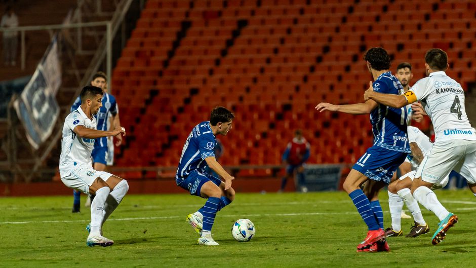 Soi kèo tài xỉu, phạt góc trận Goias vs Juventude, 07:35 ngày 19/08